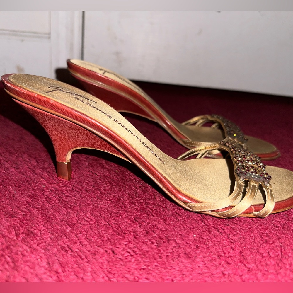 Vintage Giuseppe Zanotti rhinestone sandals, size 39 fits 8.5 US.